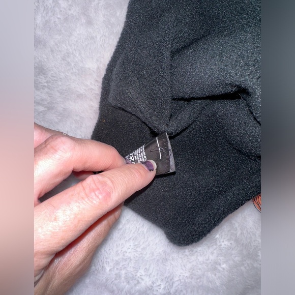 NWT Under Armour Beanie - Picture 5 of 5